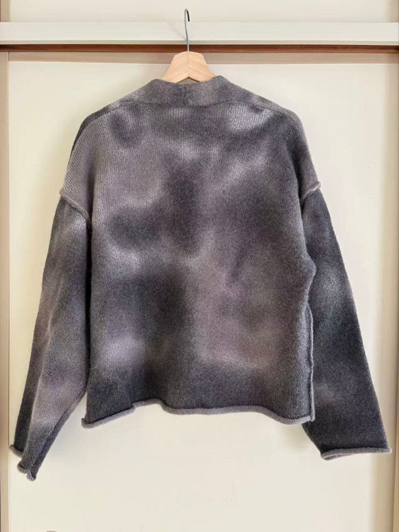 PERVERZE パーバーズ　Spray Drawing Knit / Gray