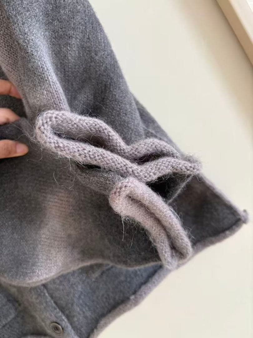 PERVERZE パーバーズ　Spray Drawing Knit / Gray