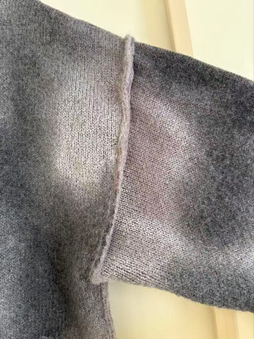 PERVERZE パーバーズ　Spray Drawing Knit / Gray