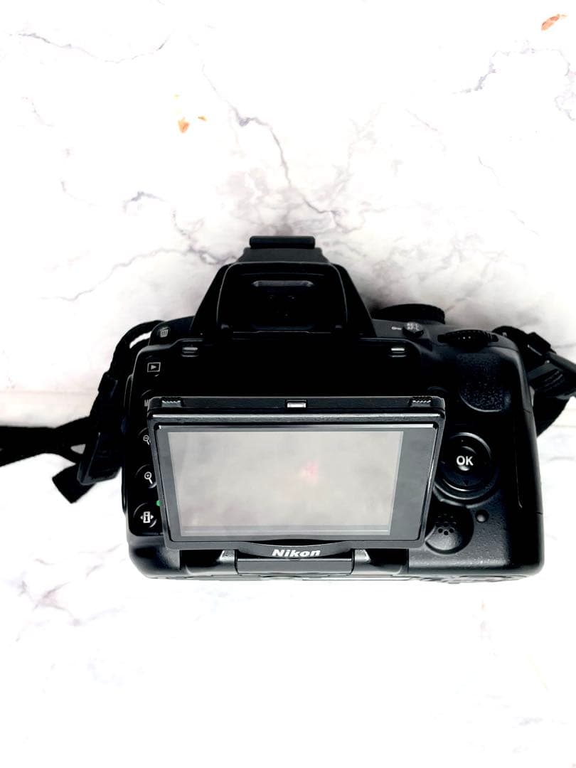 値下しましたNikon D5000 ダブルレンズセット★F2.8神レンズ★動作◎