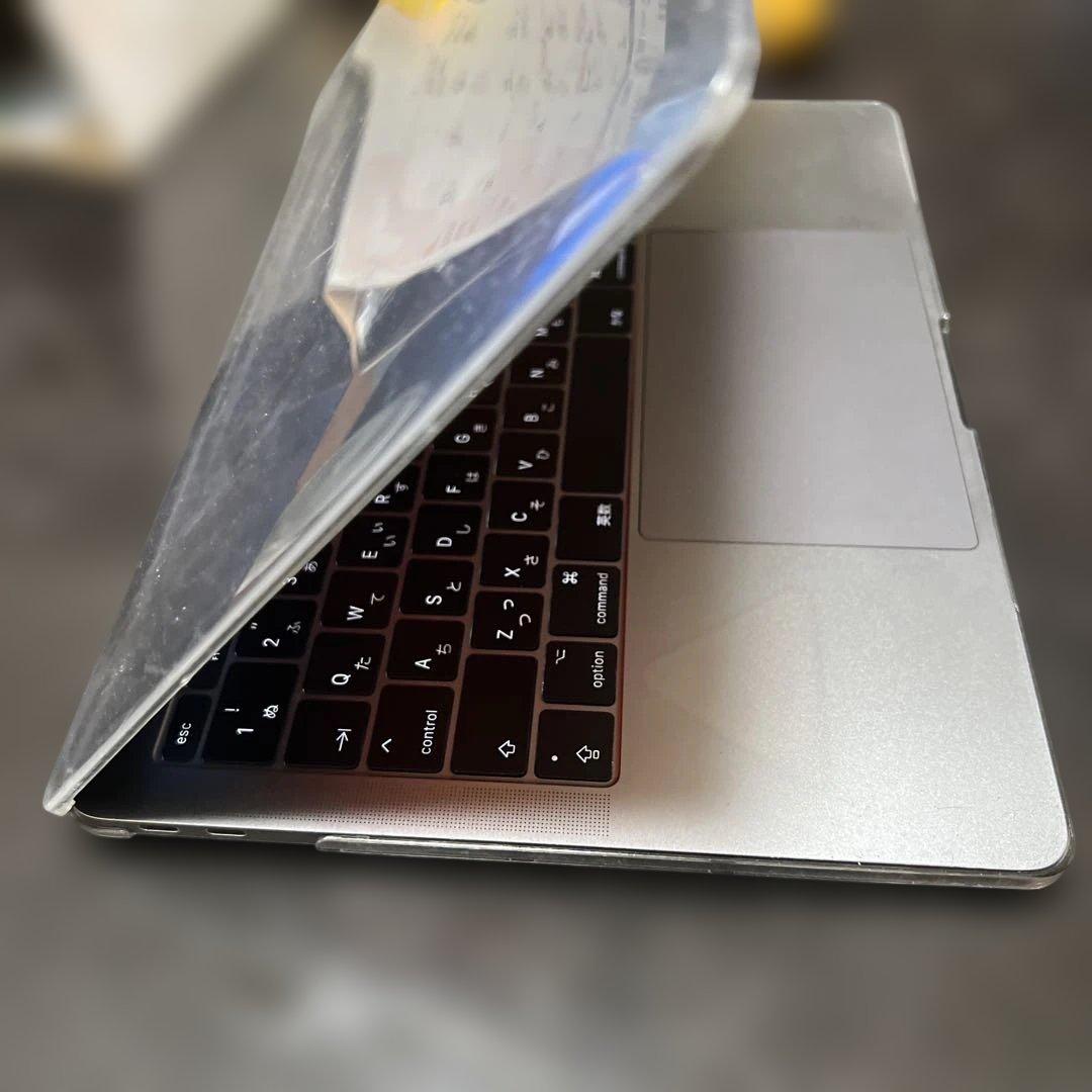 MacBook pro 2017 13.3インチ　SSD1T