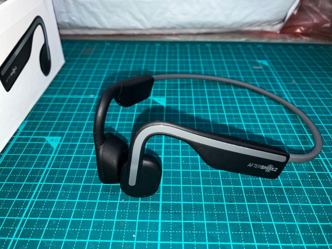 メ*君様 AfterShokz OpenMove 骨伝導イヤホン　箱、マニュアル