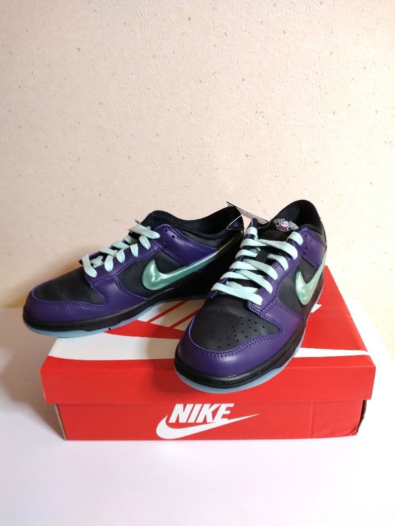 Nike Dunk Low　エアジョーダン　SB supreme　stussy