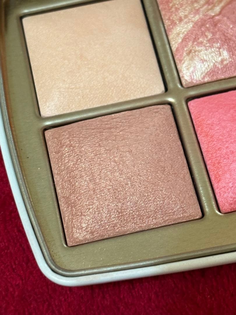 アワーグラス　HOURGLASS AMBIENT フェイスパレット