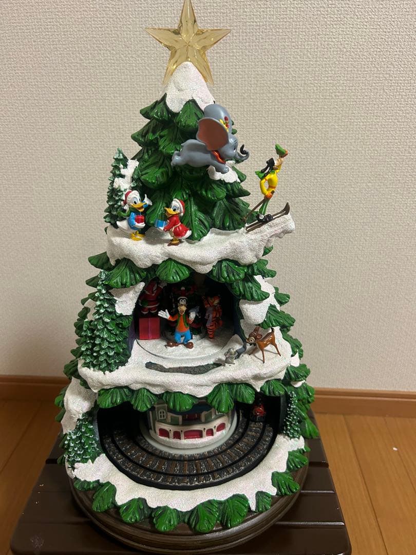 Disney ディズニークリスマスツリー　Costco コストコ　電車