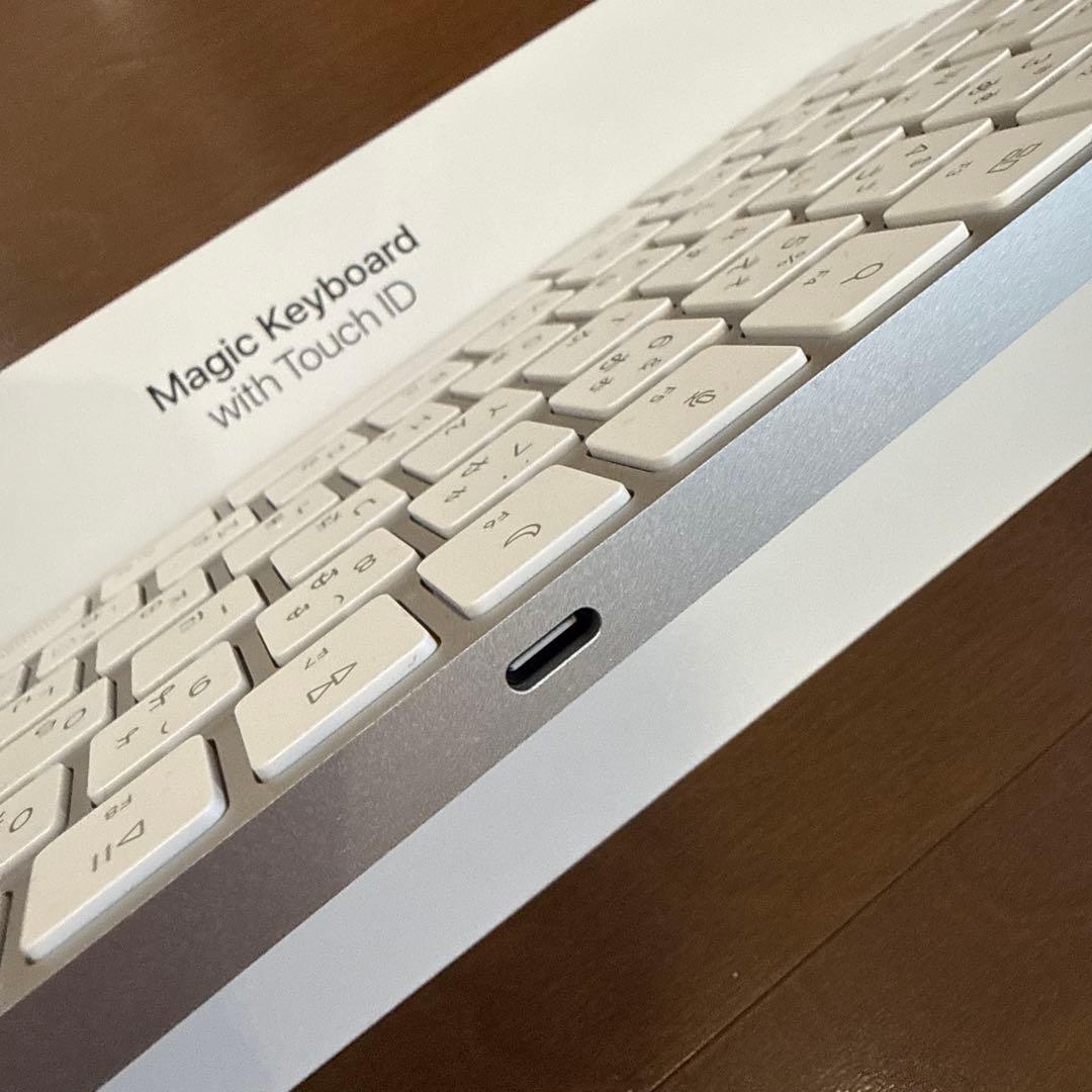 アップル ID搭載 Magic Keyboard（USB-C） MXCK3J/A
