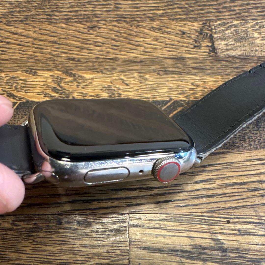 エルメス アップルウォッチ シリーズ4 44mm