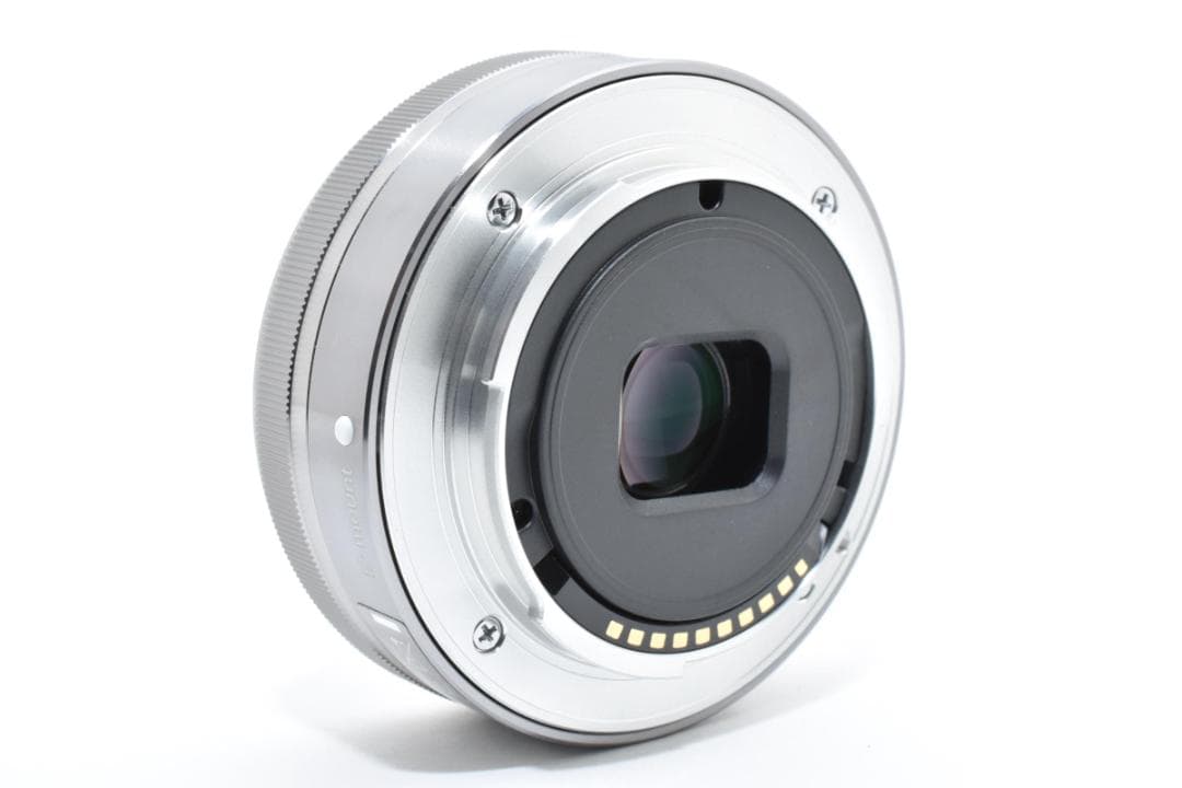 ソニー SEL16F28 カメラレンズ 16mm f2.8 シルバー Sony