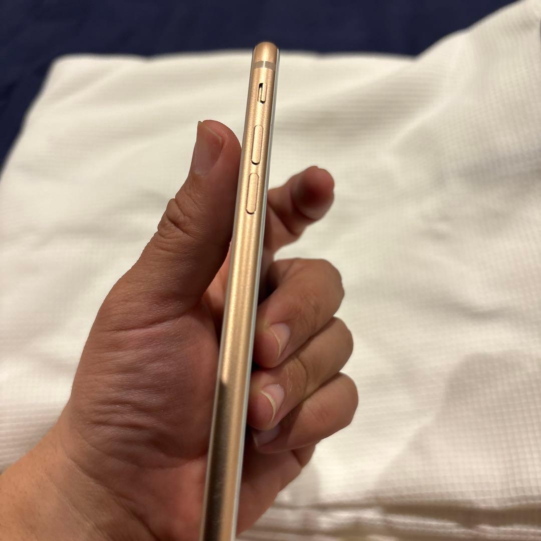 iPhone8 64GB docomo SIM専用