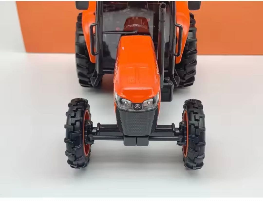 クボタ トラクター 1/24スケール モデル