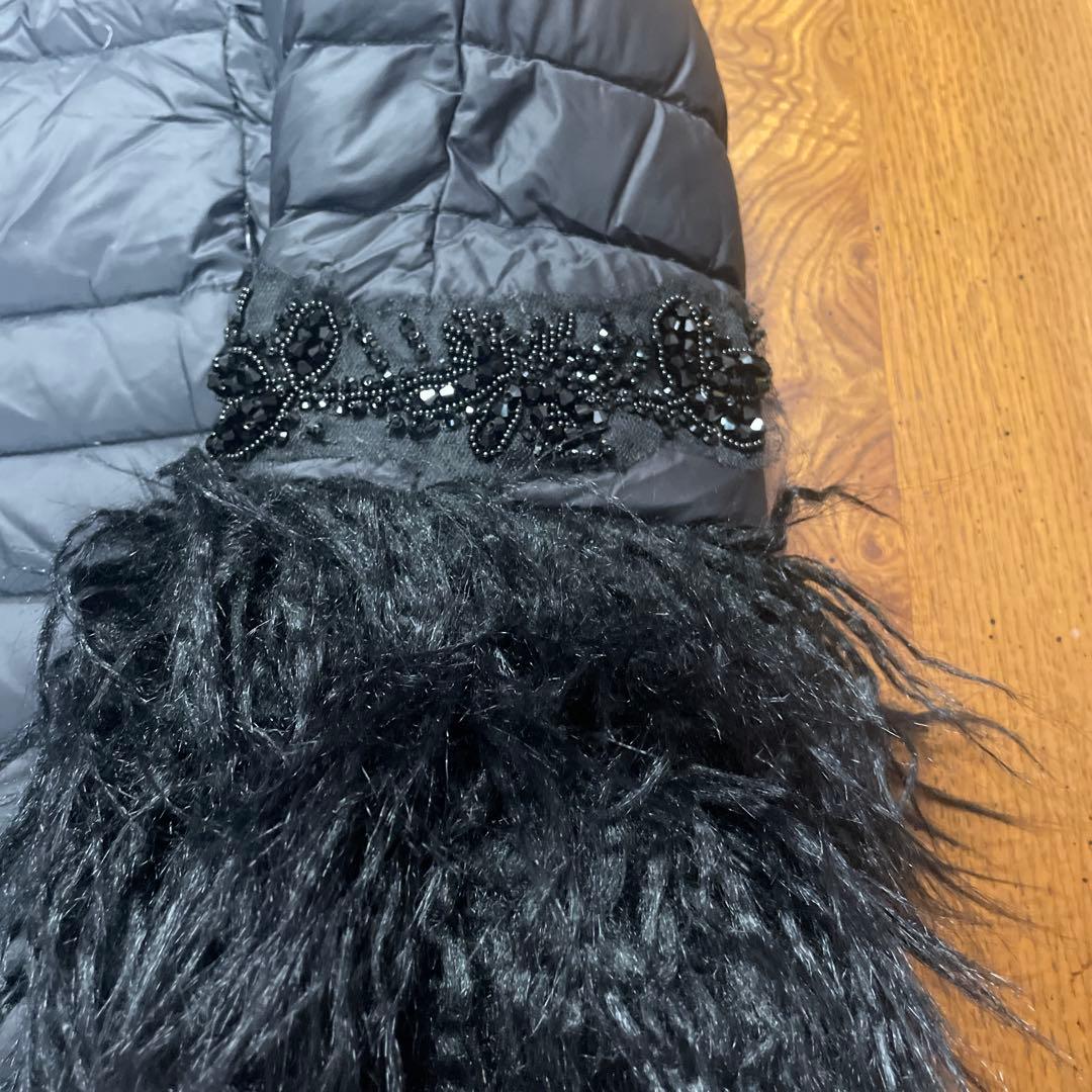 エルマノシェルビーノダウンジャケット黒ビーズ刺繍