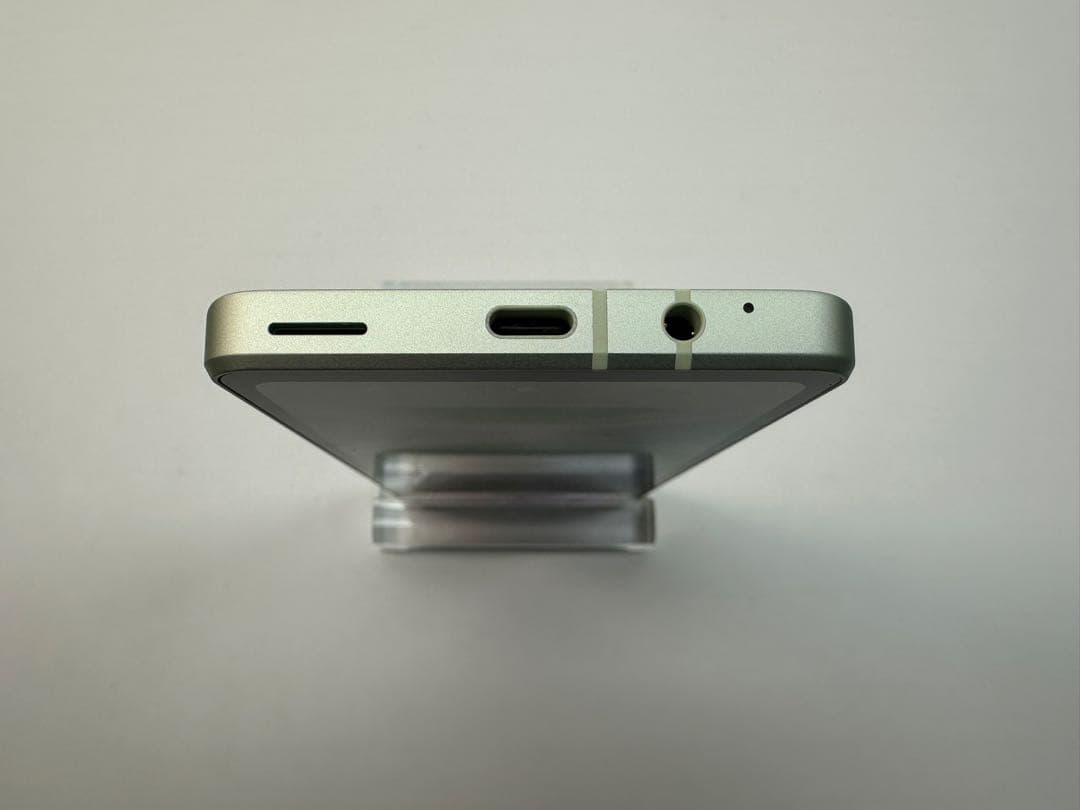 極美品 Aquos sense8 docomo 128GB グリーン