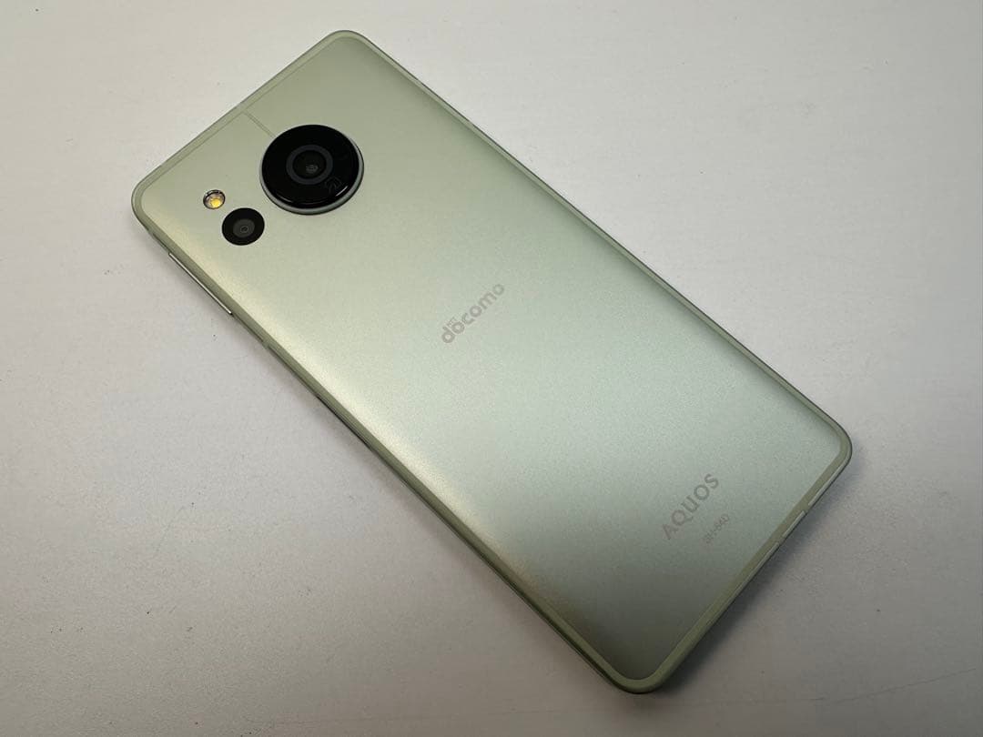極美品 Aquos sense8 docomo 128GB グリーン