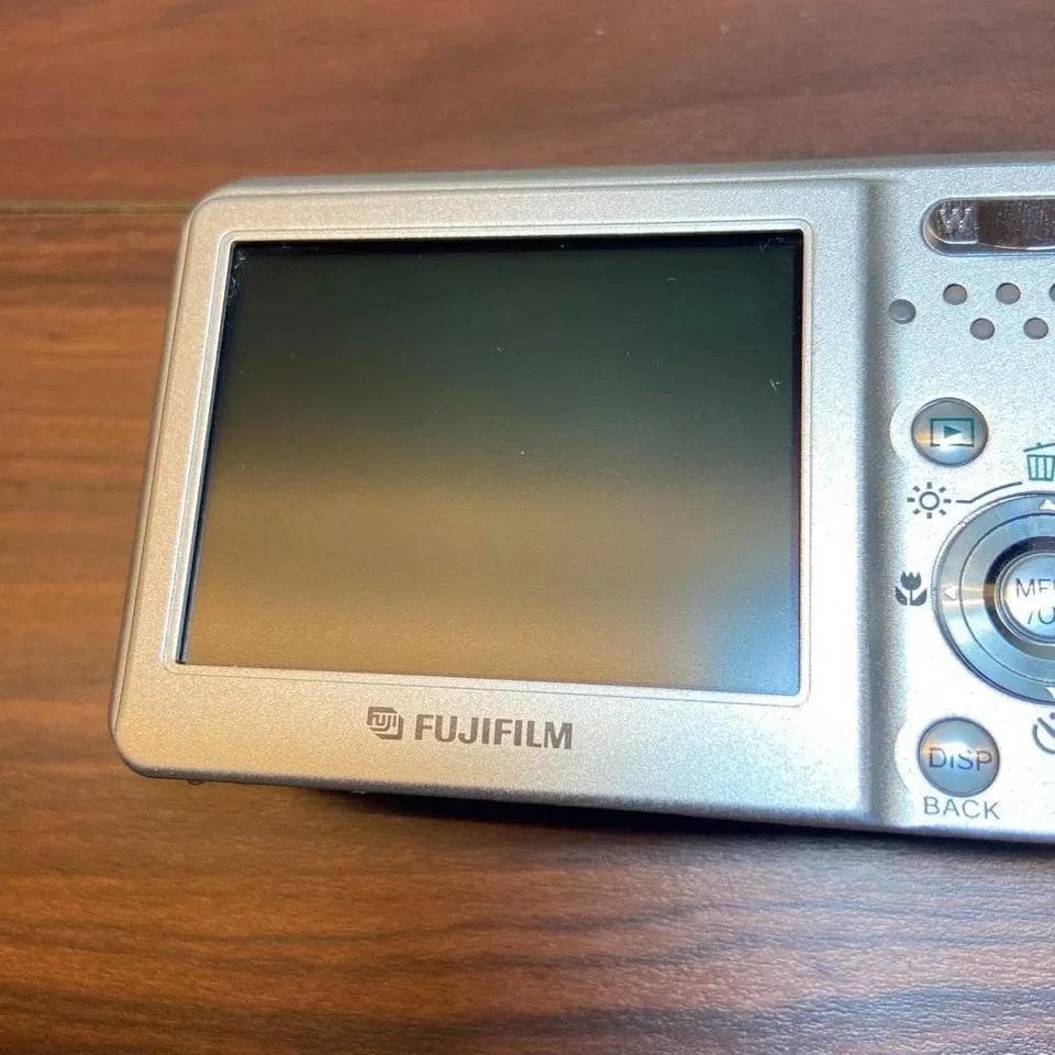 FUJIFILM FinePix F30 デジカメ ほぼ新品 3442