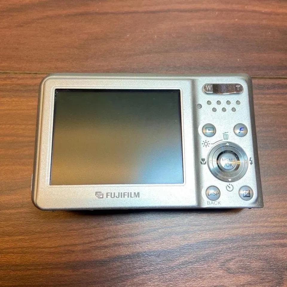 FUJIFILM FinePix F30 デジカメ ほぼ新品 3442