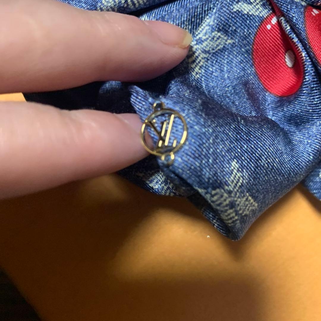 ルイ・ヴィトン シュシュ デニムブルー　新品未使用タグ付き　チェリー　村上隆