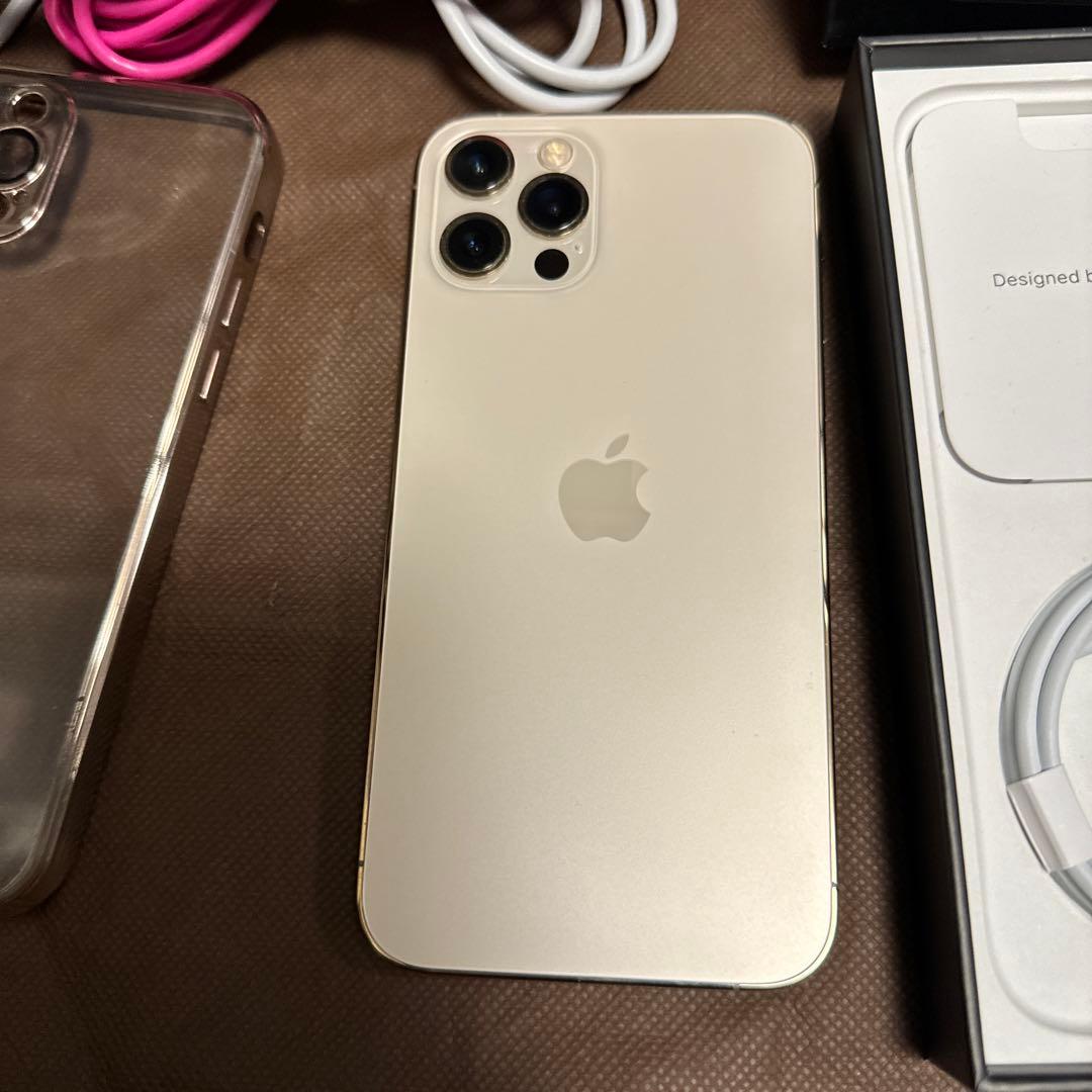iPhone 12 pro ゴールド 128 GB docomo