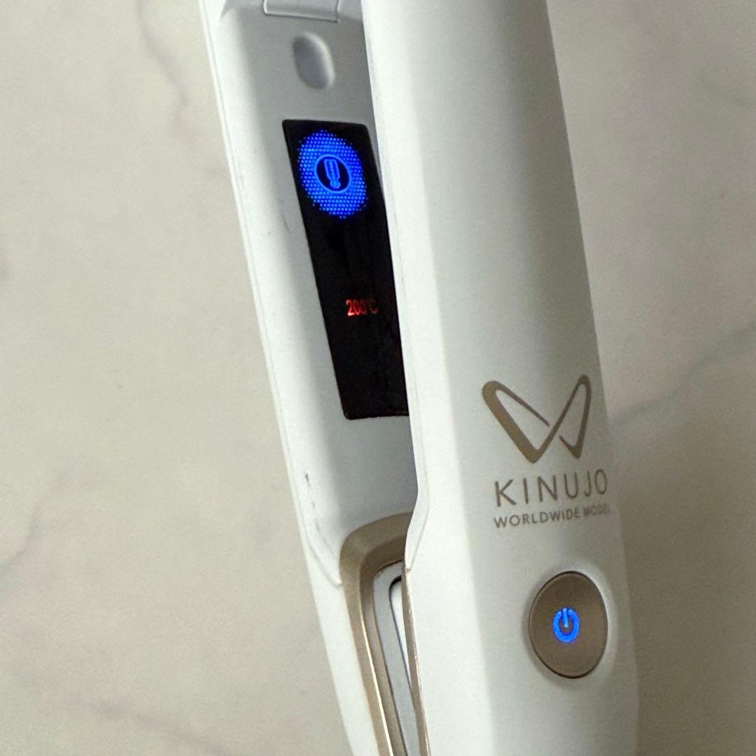 KINUJO ストレートヘアアイロン ホワイトDS100 キヌージョ