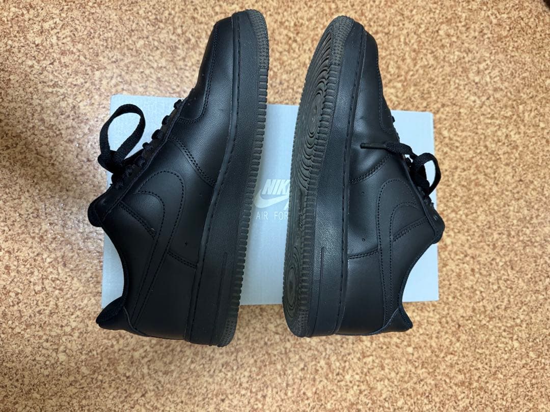 Nike Air Force 1 ブラック