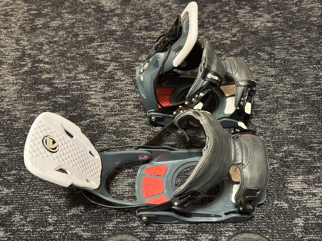 FLOW FIVE SLATE M ビンディング