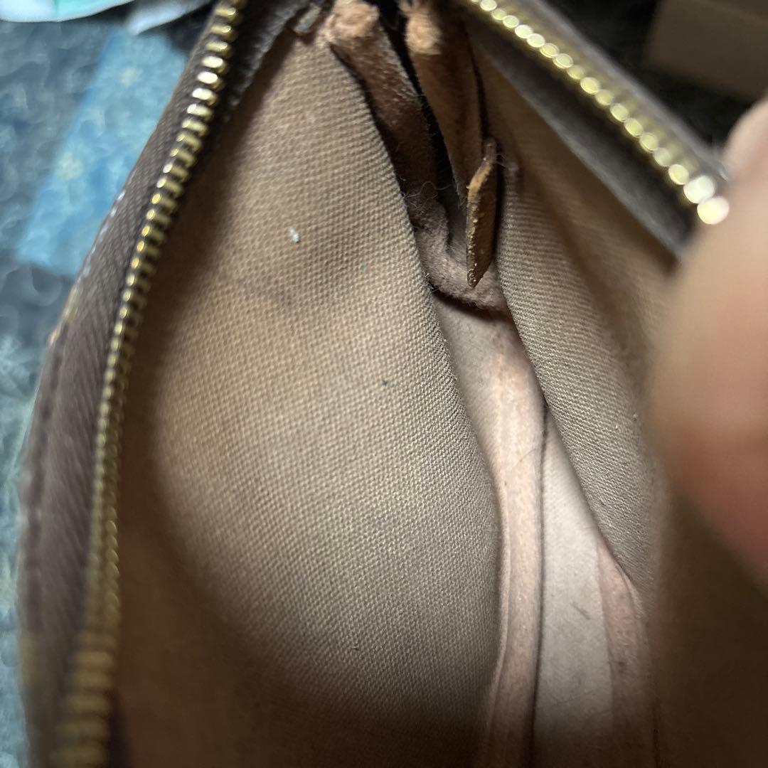 Louis Vuitton アクセソワールモノグラム ポーチ