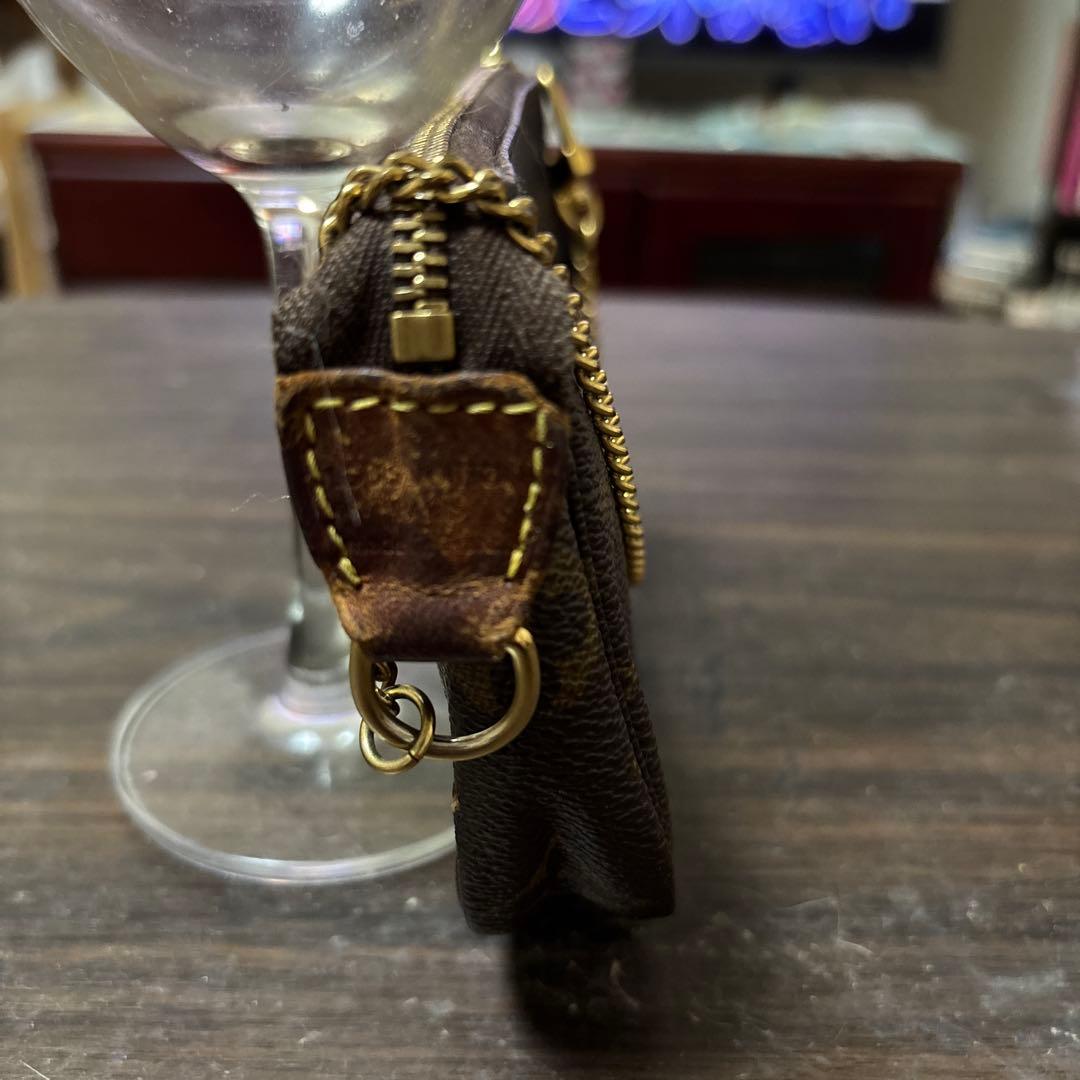 Louis Vuitton アクセソワールモノグラム ポーチ