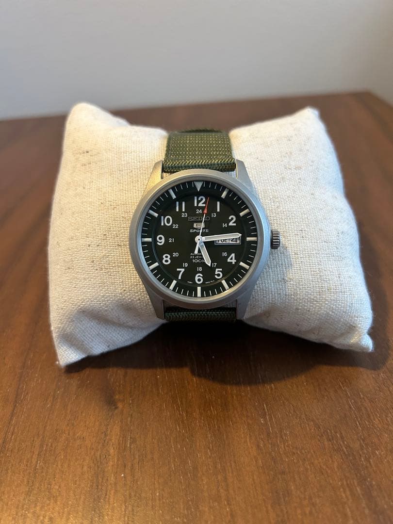 SEIKO 5 SPORTSメンズ腕時計