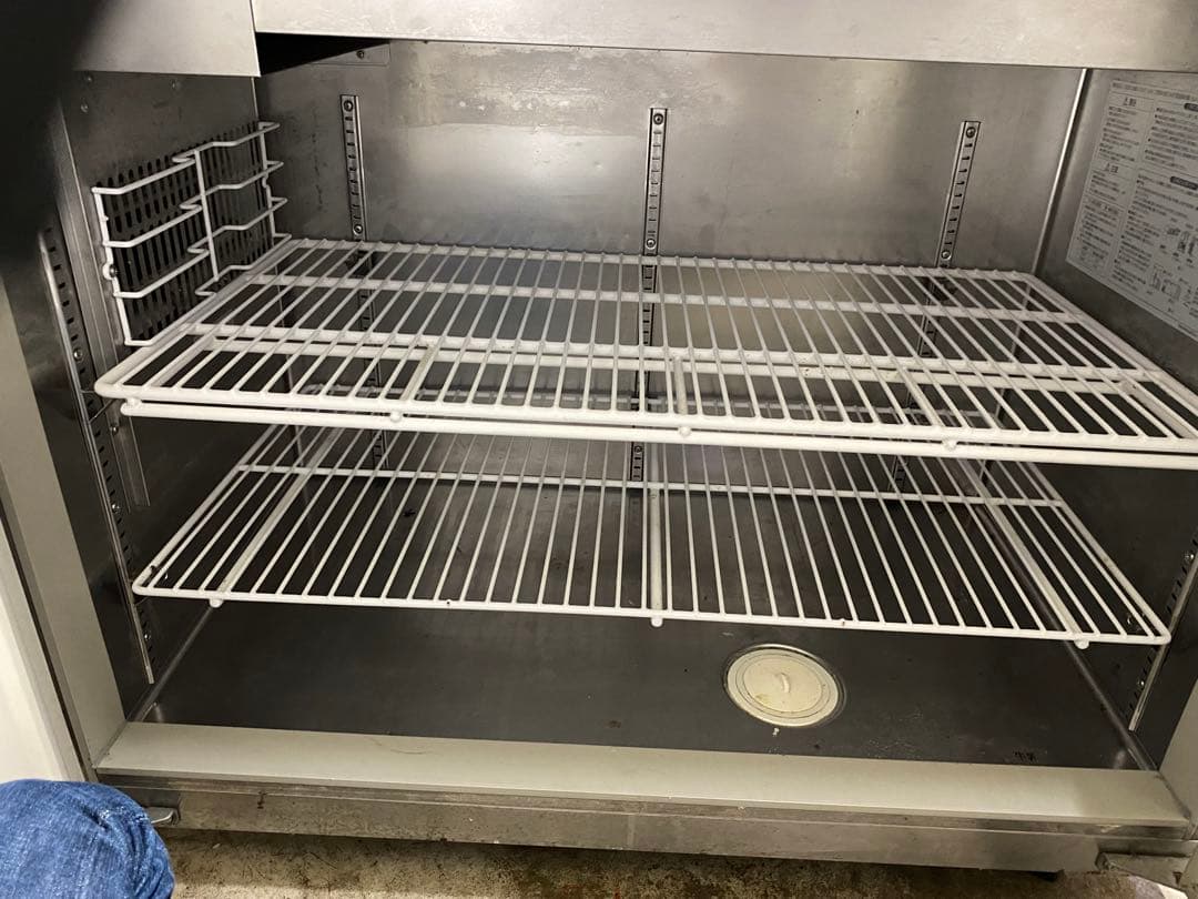 【よく冷えます！】Panasonic テーブル型冷蔵庫 SUR-GS1261SA