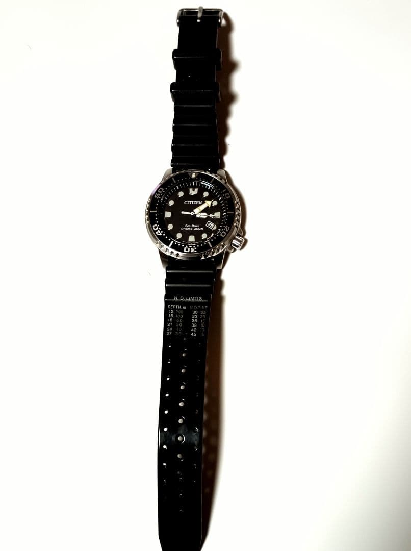 シチズン エコドライブ ダイバーズ E168-S100623 黒 状態良好