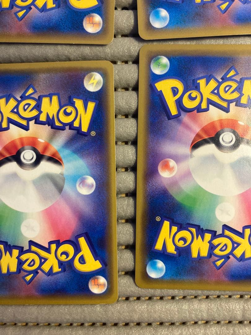 海で遊ぶピカチュウ フレンドリィピカチュウ イーブイ ミュウツー逆襲 ピカチュウ