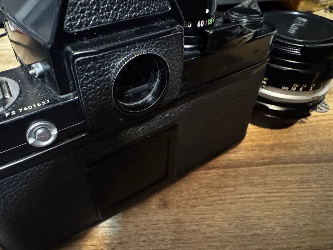 Nikon F2 一眼レフカメラフィルムカメラ　フィルム付き　取り扱い説明書付き