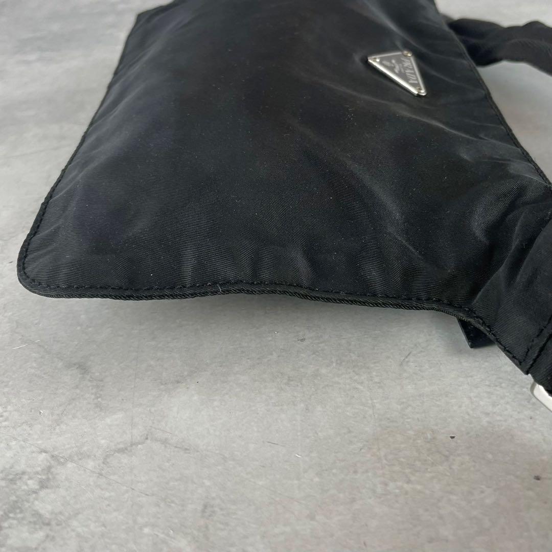 美品✨PRADA ボディーバッグ ショルダー ウエスト ナイロン 三角ロゴ 黒