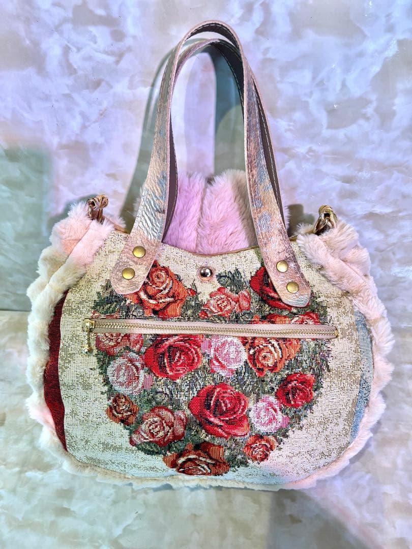 あ*き様 コヤンイサムチョン　ぽってり本革持ち手のバッグ　　　　ベージュファー