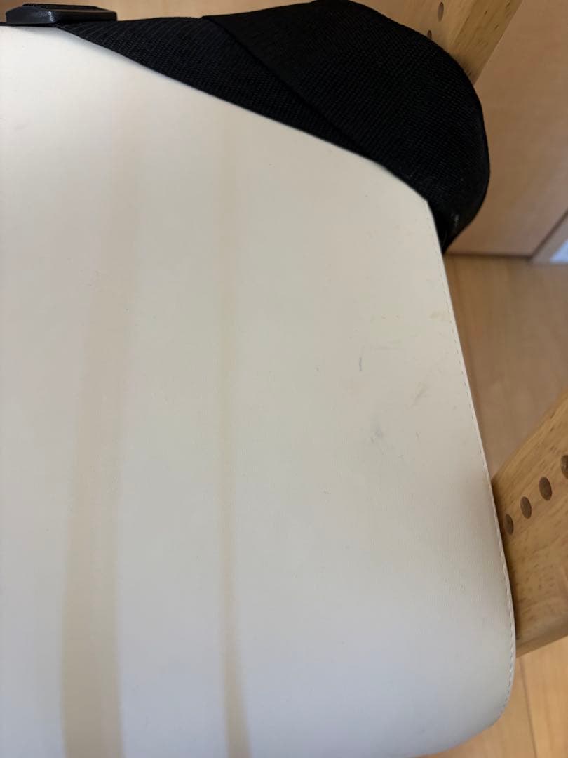 タンスのゲン　ガード付きハイチェア