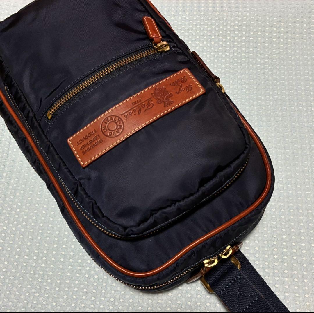 ★ Felisi ワンショルダーバッグ