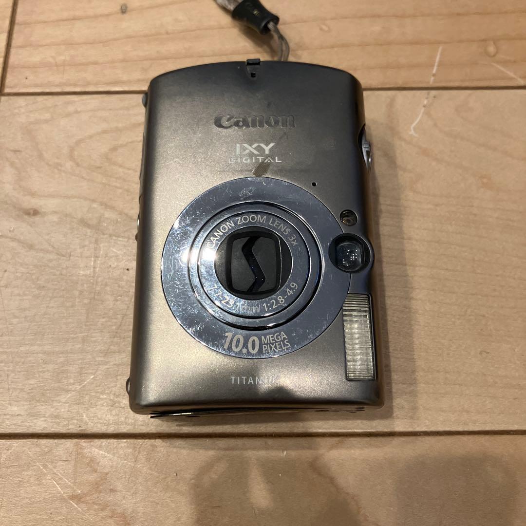 Canon IXY DIGITAL 1000 シルバー　PC1206 ジャンク