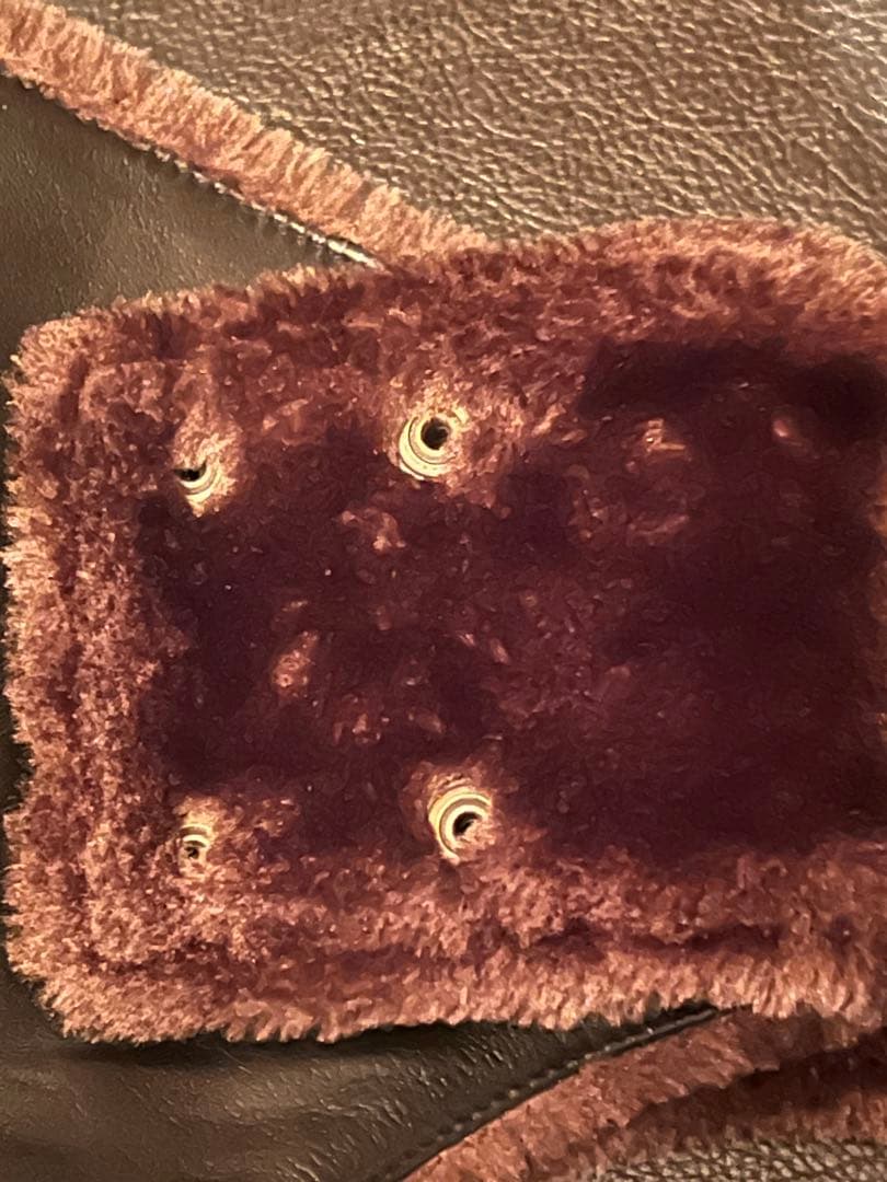 AT-DIRTY アットダーティー　レザーネックウォーマー　完売品