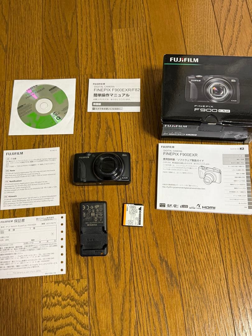 FUJIFILM FINEPIX F900EXR ブラック　一式
