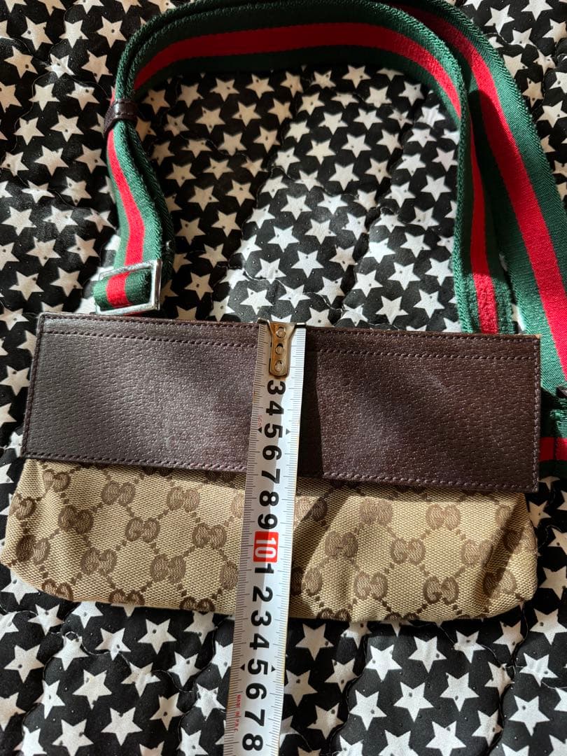 Gucci GGパターン ボディバッグ