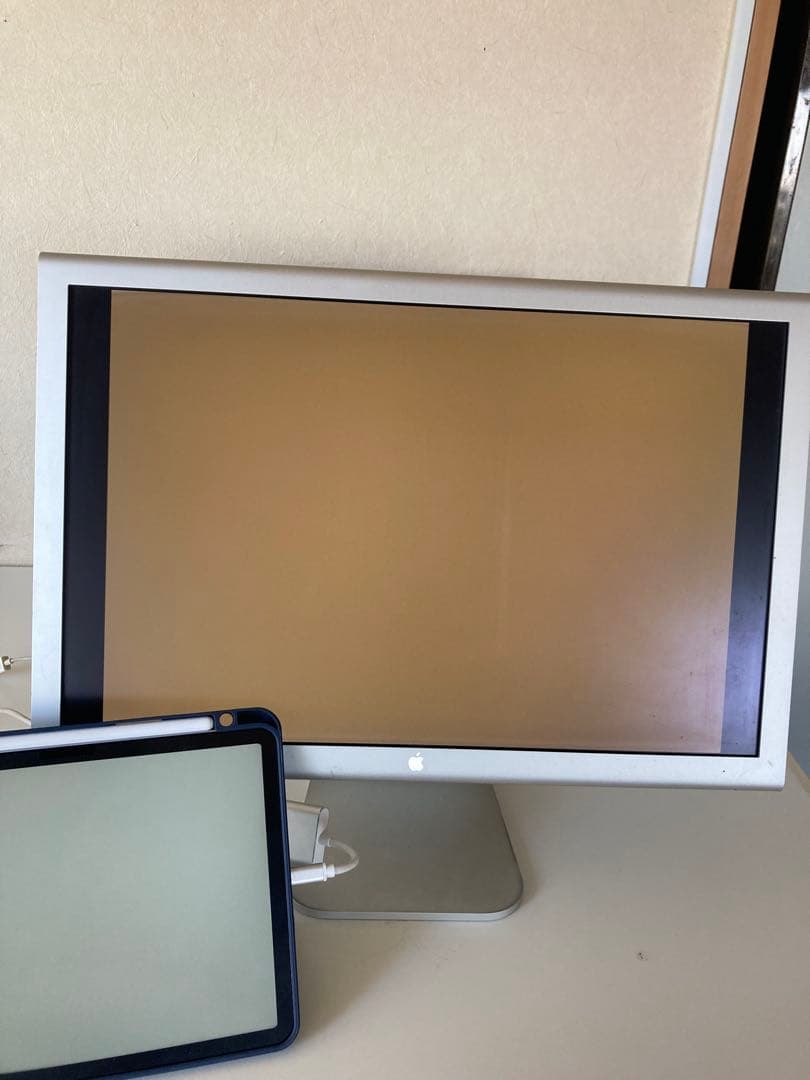 apple cinemaディスプレイ 20インチ