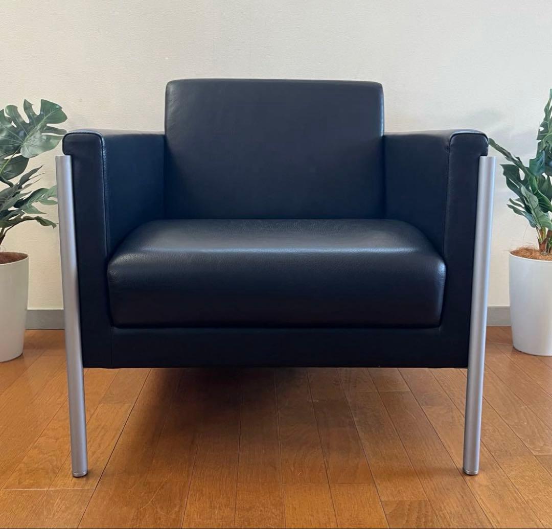 イトーキ　MEZZO ラウンジチェア　① 本革　21万　モダン　シングルソファ