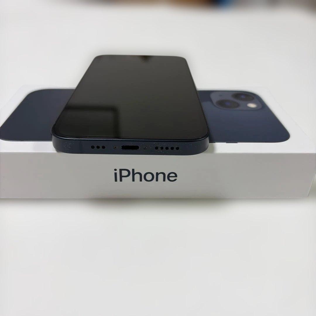 Apple iPhone 13 本体 充電ケーブル付