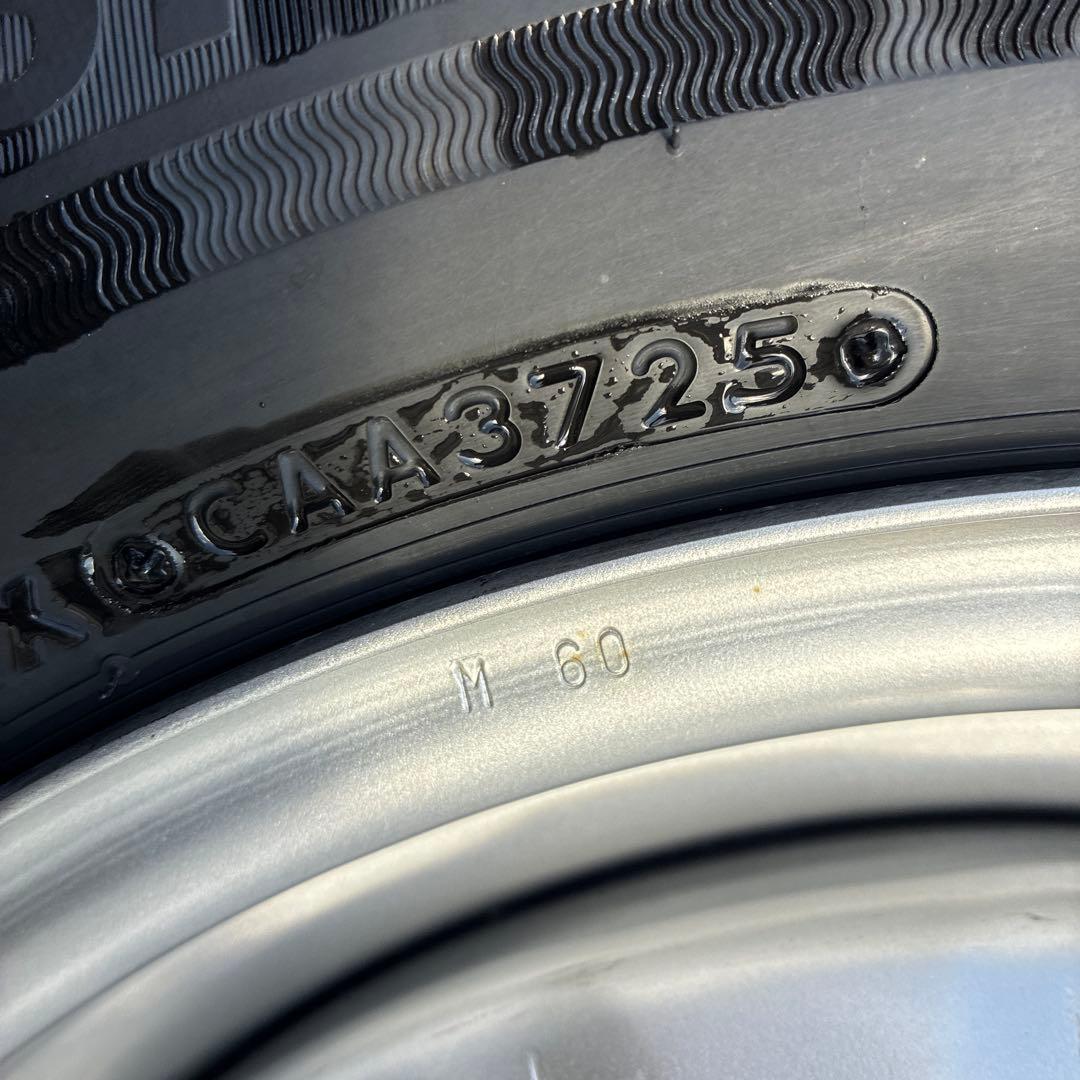 ★未使用級バリ溝必見★ブリヂストン 185/65R15 冬タイヤ4本セット