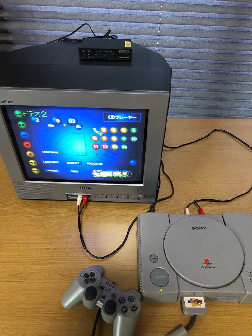SONY ブラウン管TV トリニトロン 地デジチューナーとプレステ付2000年製