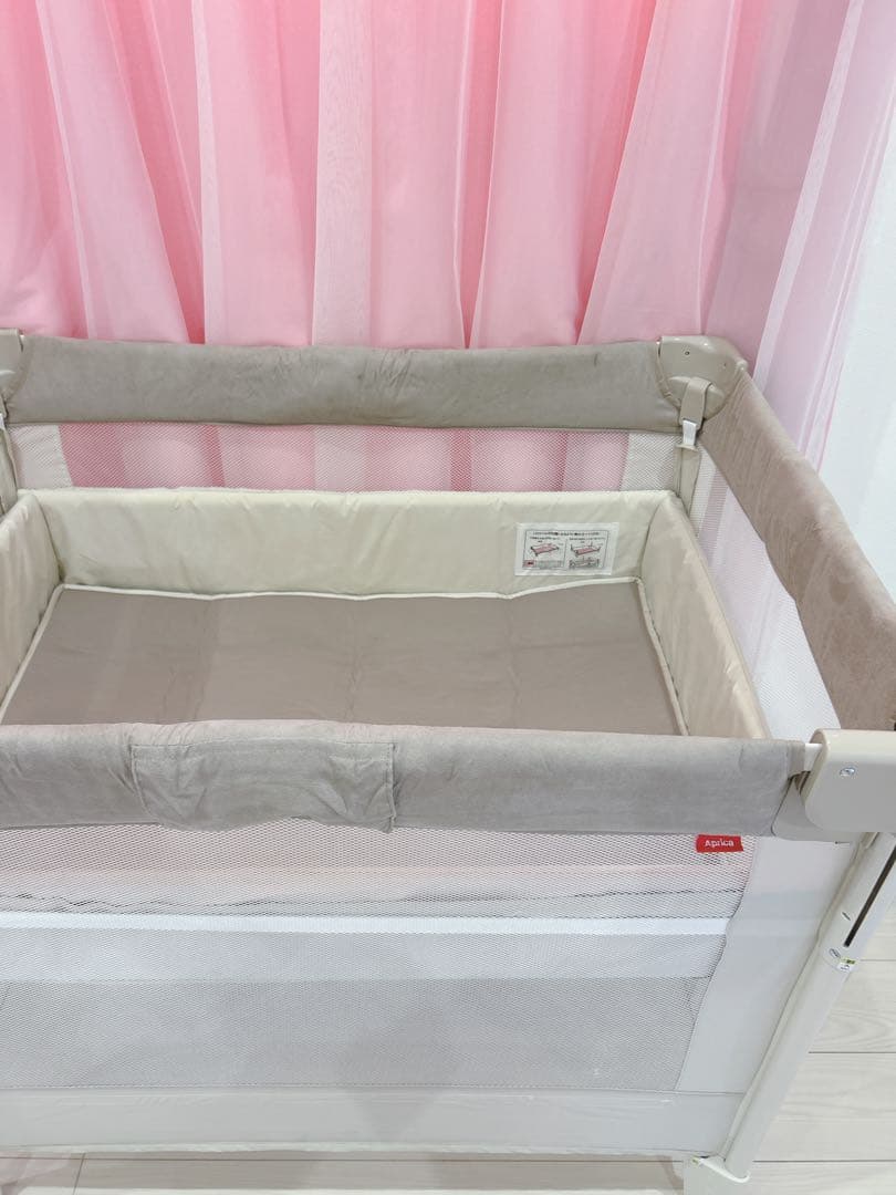 2024年アップリカ ココネルエアープラス ベビー ベッド シュークリーム GR