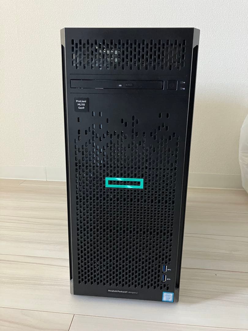 HP ProLiant ML110 Gen9 8コア メモリ32G HDD3T