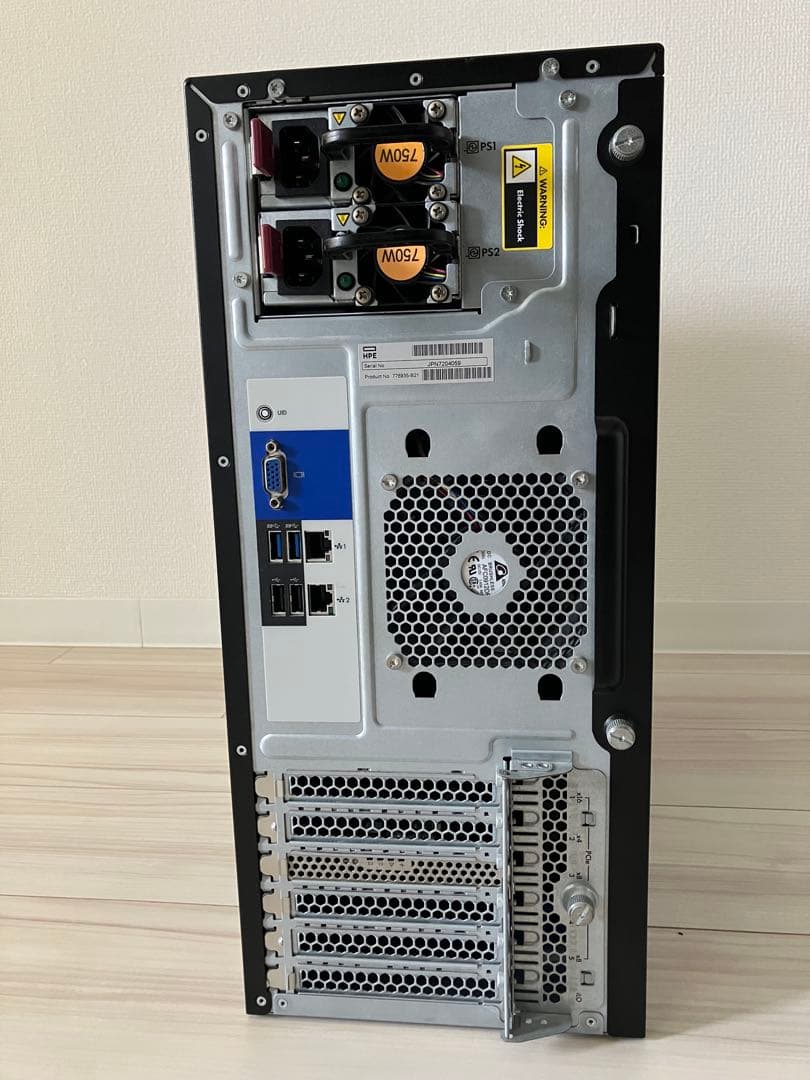 HP ProLiant ML110 Gen9 8コア メモリ32G HDD3T