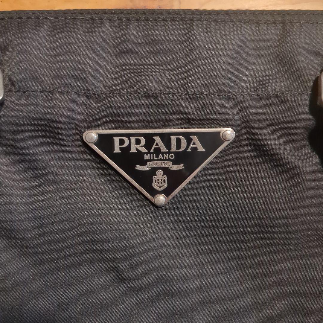 PRADA ブラック ハンドバッグ