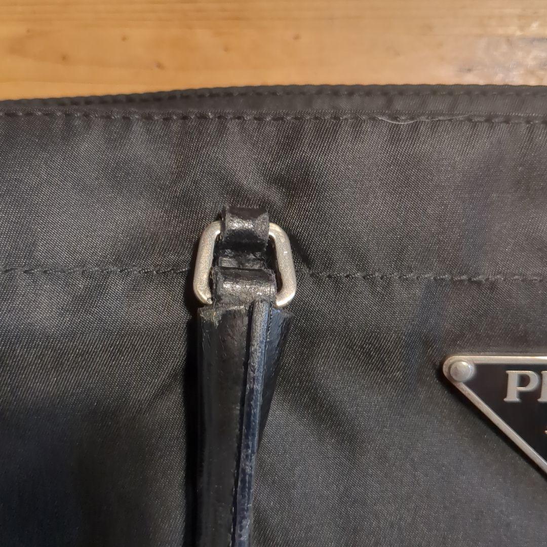 PRADA ブラック ハンドバッグ