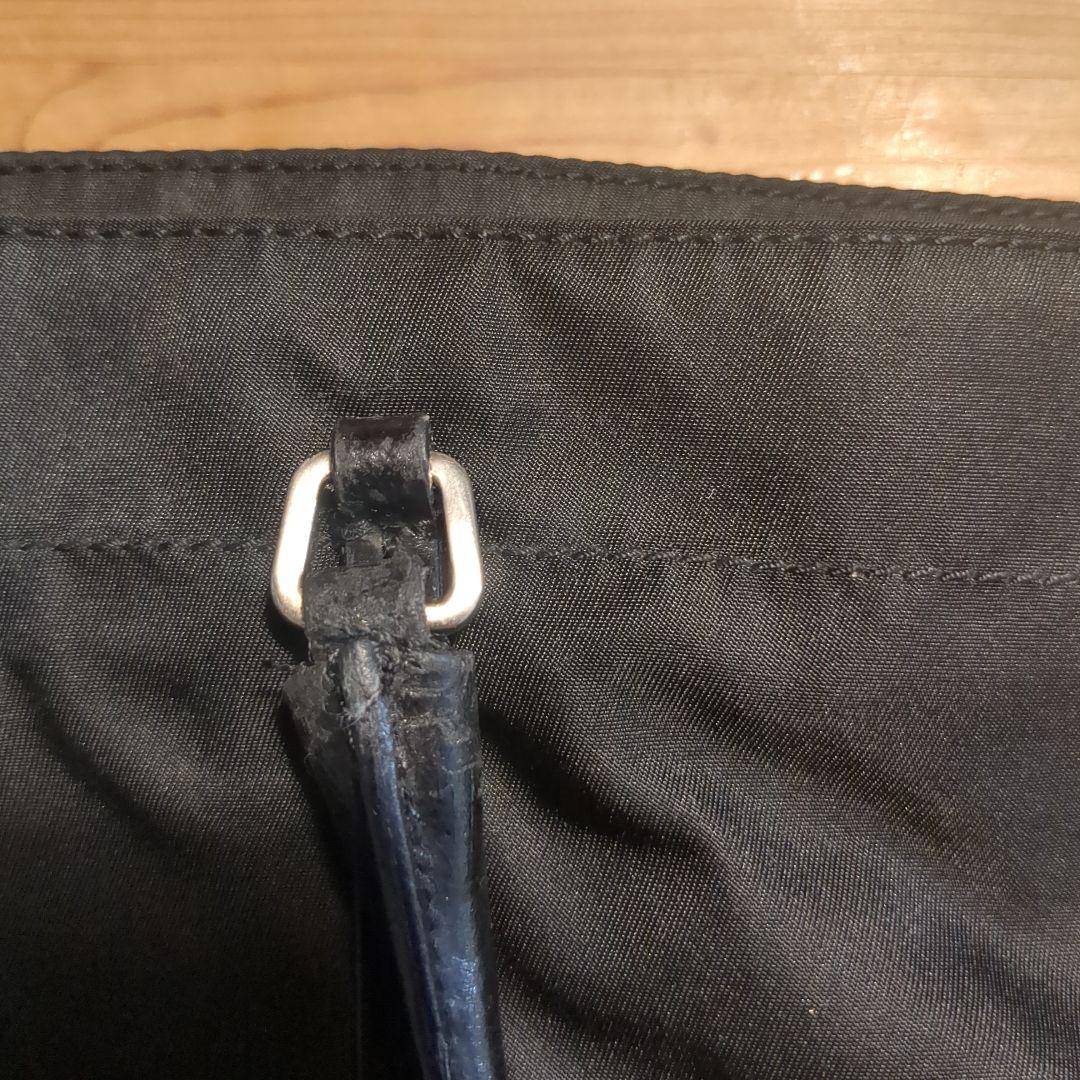 PRADA ブラック ハンドバッグ